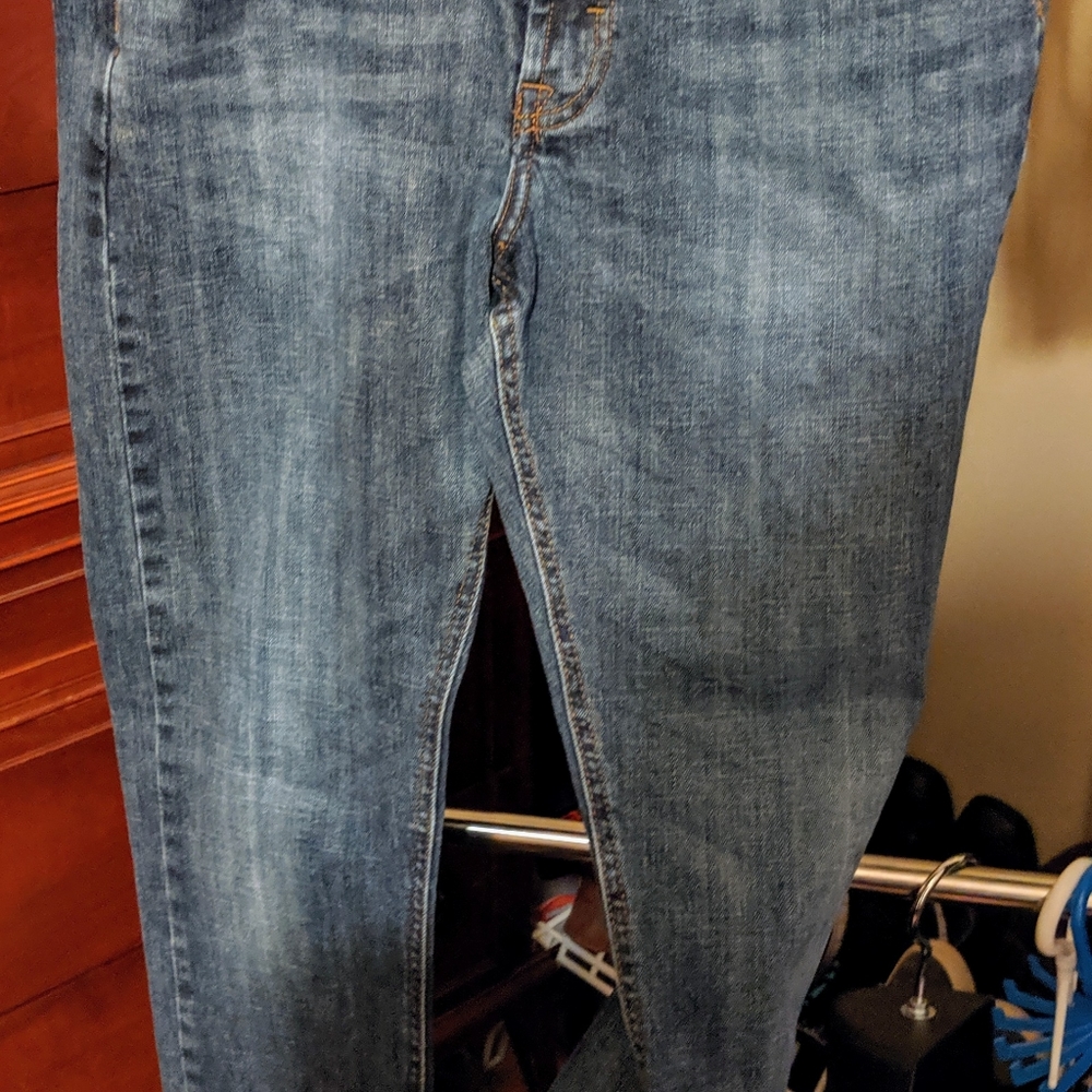 Wrangler Slim Straight Jeans